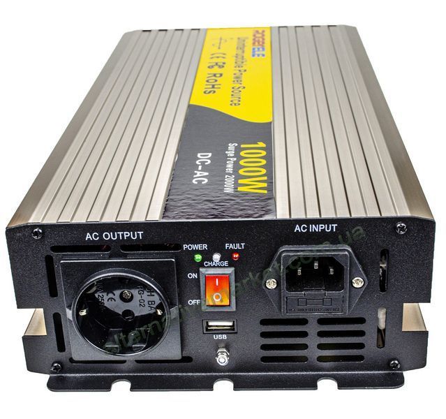 Инвертор 12V-220 "ROGER 2000W" с зарядным устройством (функция UPS, Чистая Синусоида, 2000Вт)